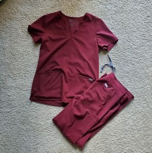 Figs Maroon XS Scrub Set